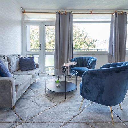 Entire 3 Bedroom Luxury Apartment In London With Private Balcony Eksteriør bilde
