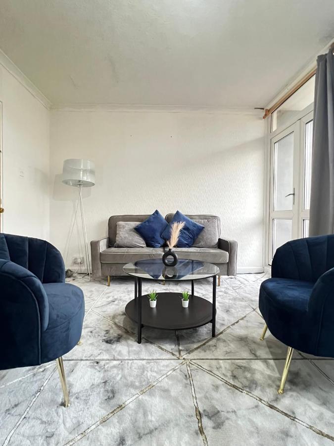 Entire 3 Bedroom Luxury Apartment In London With Private Balcony Eksteriør bilde